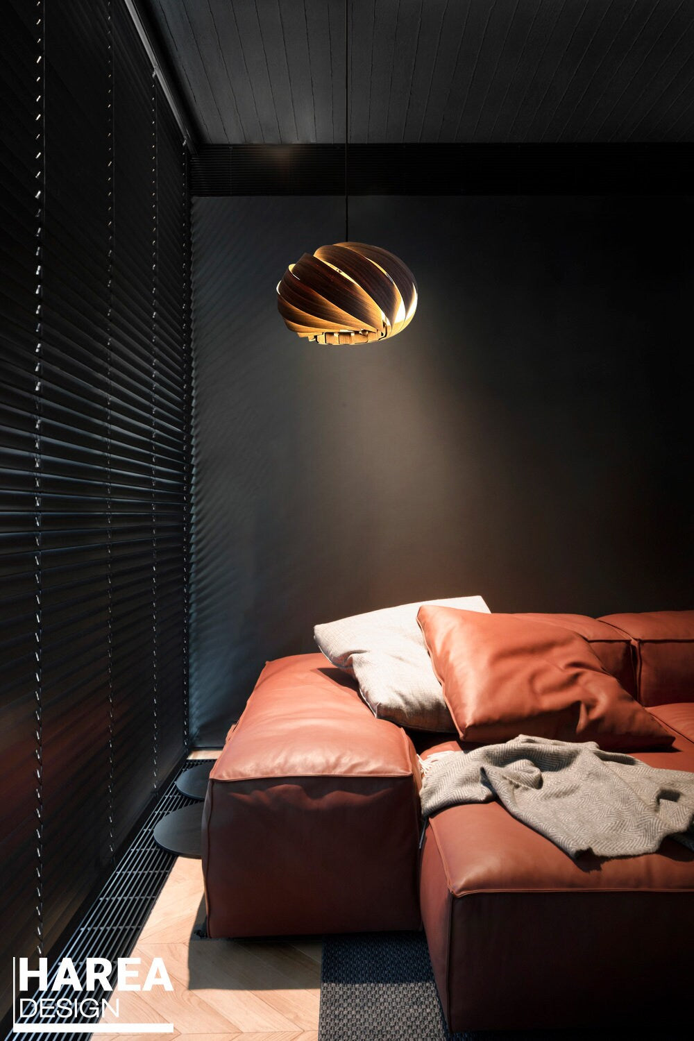 Wood Pendant Light, Handmade Lamp, Ceiling lamp, Home Decor, Walnut tree, Industrial Lamp, Wood Lampshade, Mid century modern, Kitchen light