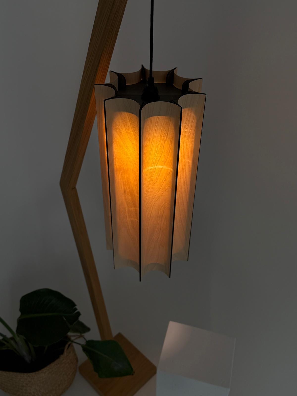 Wood floor lamp | Mid Century Modern | Minimalist floor lamp | Driftwood lamp | Farmhouse Lamp | Tall Lamp | Rustic Floor Lamp | Unique lamp